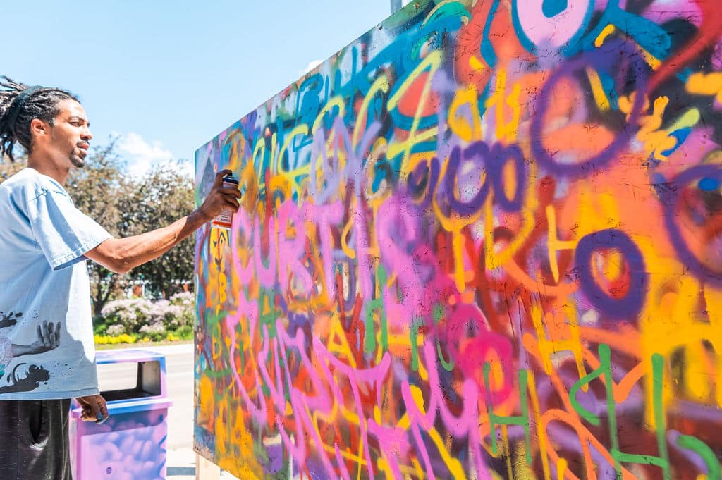 CanArt: Garbage Can Beautification